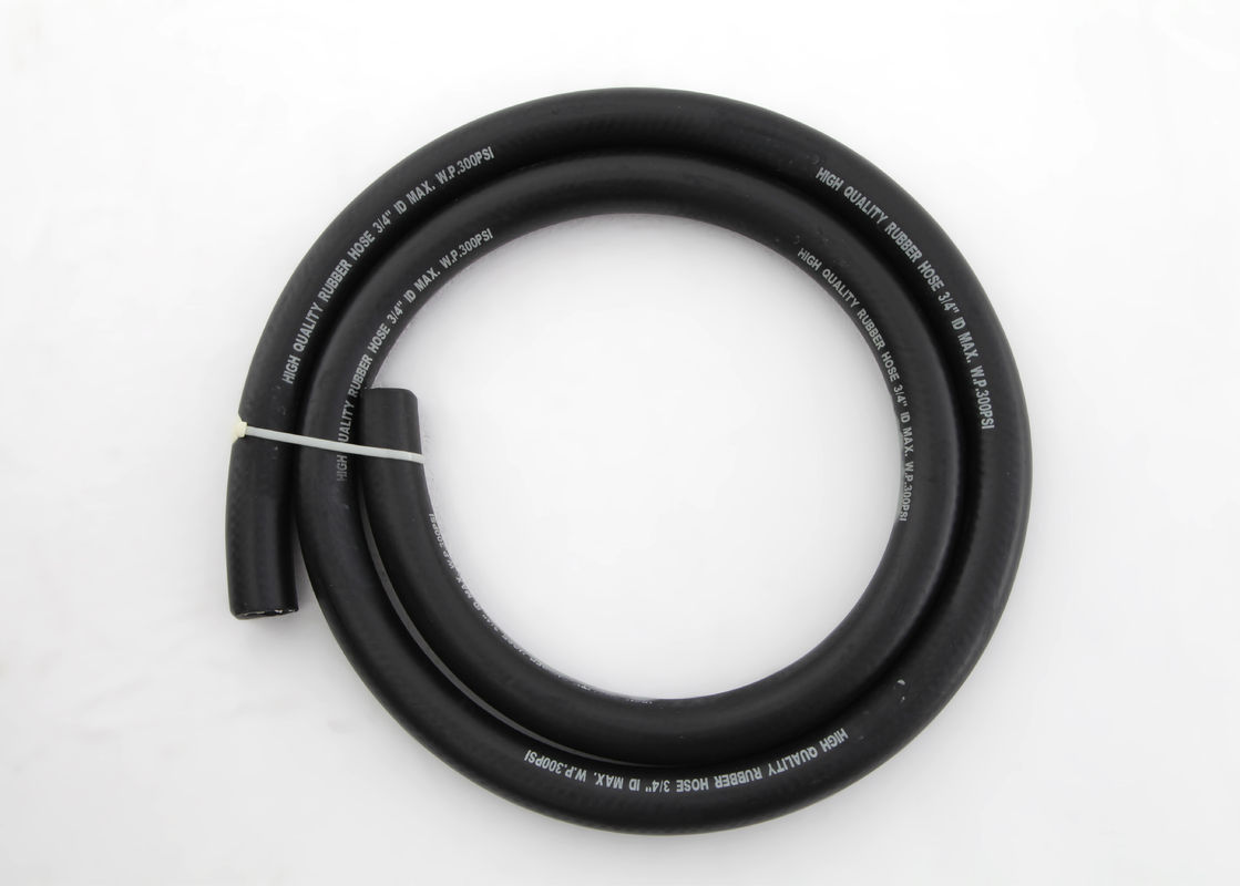 黒いSBR BP 60棒編みこみのガスのホースは、適用範囲が広いホースID 6MMに13MMにガスを供給します